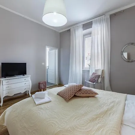 Apartment Superior One Bedroom With Sea View *